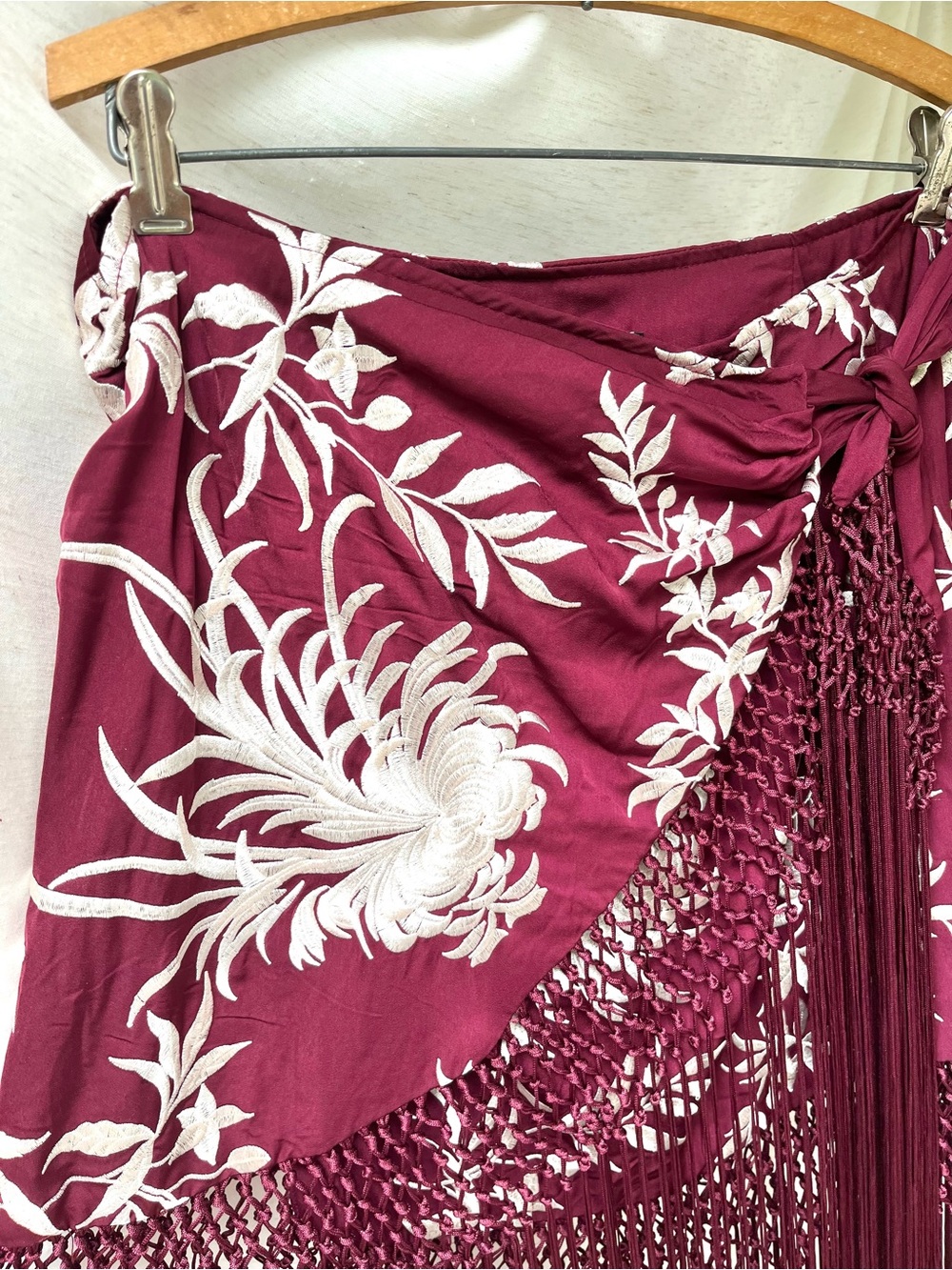 Zara Pareo Skirt with Embroidery & Fringe Burgundy White - Picture 15 of 16